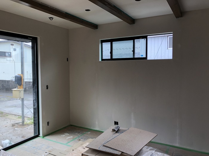 新築注文住宅K様邸、漆喰塗り進んでます。郡山市小原田