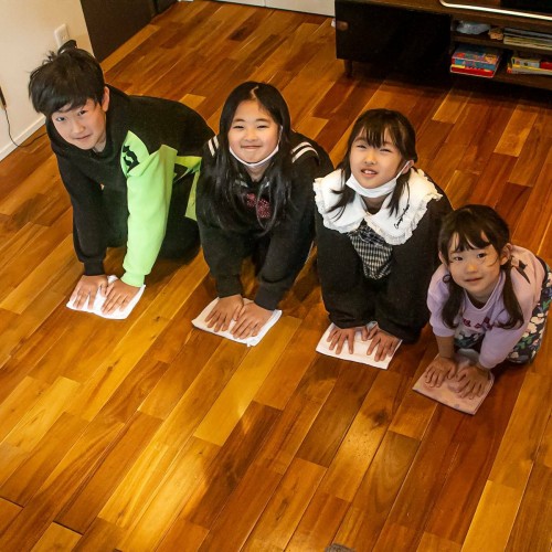 フォトコンテスト2023《第1位》須賀川市S様に賞品をお渡ししました！