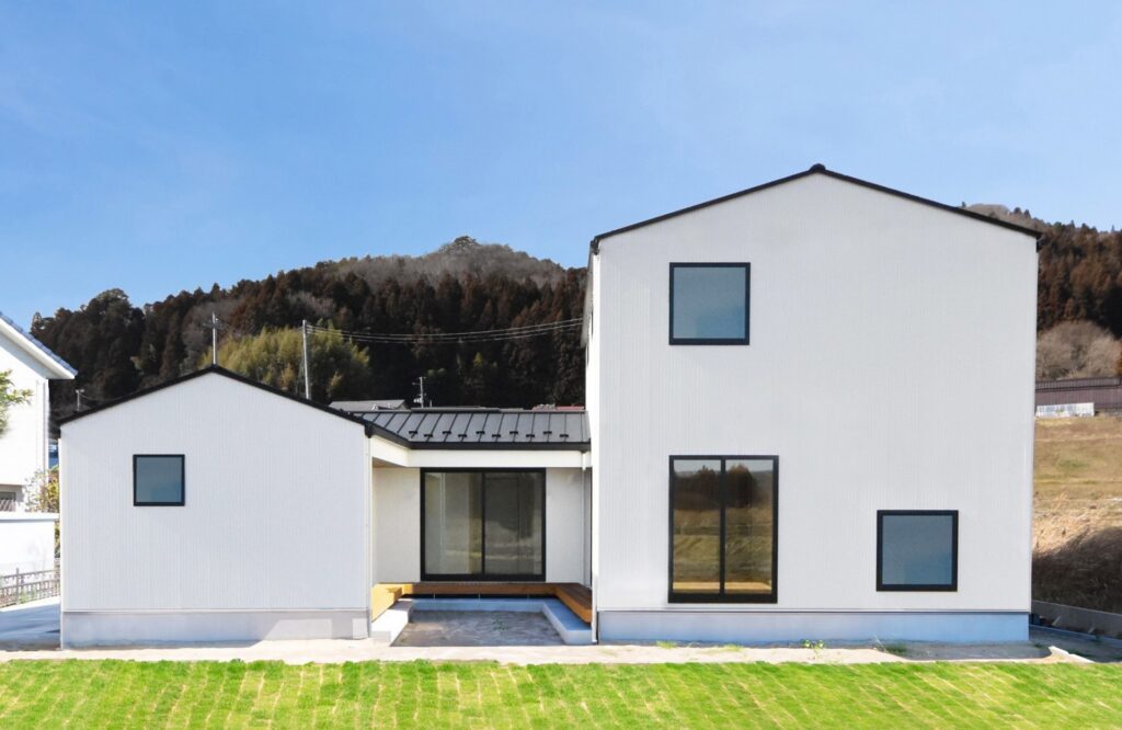 プライベート空間な中庭があるお家！お引き渡し式を行いました♪田村市滝根町S様邸