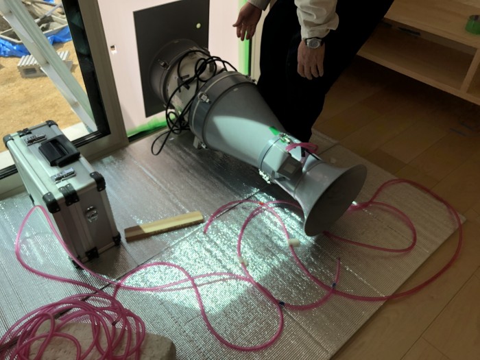 完成時の気密検査を行いました！須賀川市　新築注文住宅　I様邸