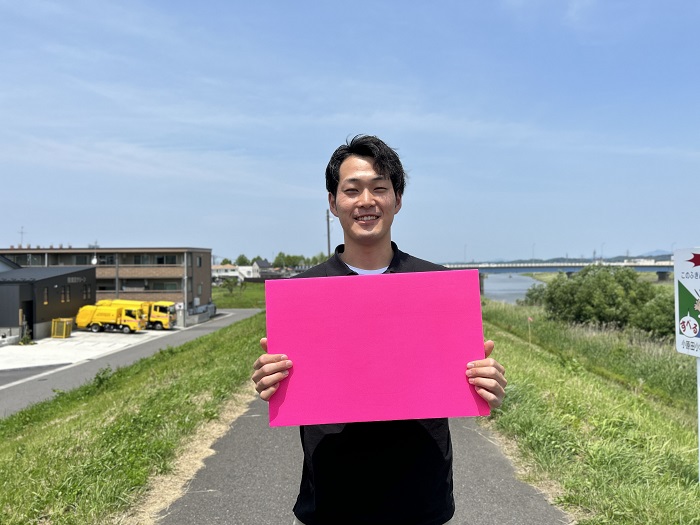 スタッフ紹介に載せる写真撮影を行いました！郡山市安積町　大原工務店