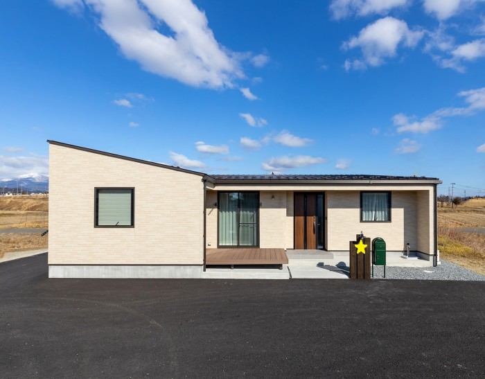 広々とした平屋のご紹介　福島県本宮市　新築注文住宅