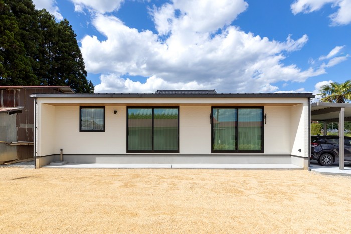 大きな窓が素敵な平屋をご紹介♪須賀川市泉田 新築注文住宅 S様邸