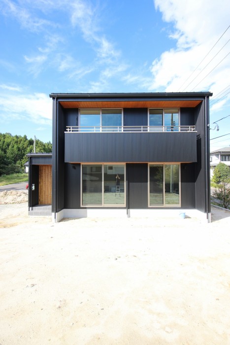 キューブ型のカッコいいお家をご紹介！　新築注文住宅　S様邸　須賀川市北横田