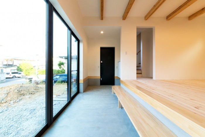 玄関から繋がる土間が素敵なⅠ様邸　郡山市喜久田町　新築注文住宅　