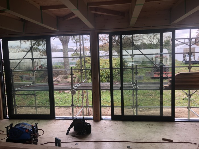 サッシ入れを行いました！　白河市　新築注文住宅　W様邸