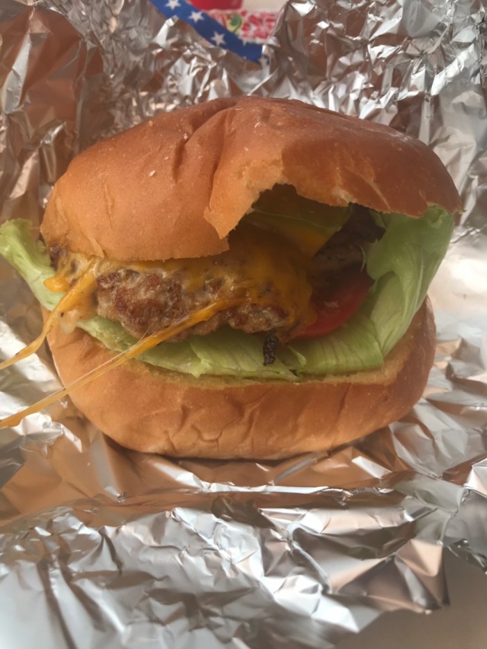 先日食べたハンバーガーです。猪苗代町| 郡山市 新築住宅 大原工務店のブログ