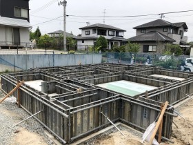 基礎工事の枠組みです。須賀川市北横田｜郡山市 新築住宅 大原工務店のブログ