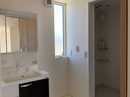 ２階にシャワー室があります。田村郡三春町|郡山市 新築住宅 大原工務店のブログ