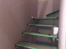階段の施工です。|郡山市 新築住宅 大原工務店のブログ