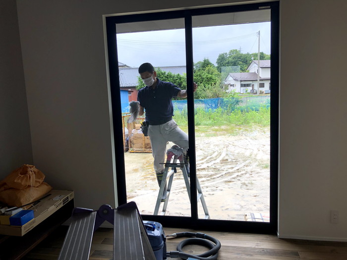 ハウスクリーニングの窓拭きです。|郡山市 新築住宅 大原工務店のブログ