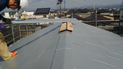 ガルバリウム鋼板の屋根です。 | 郡山市 新築住宅 大原工務店のブログ